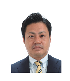 講師